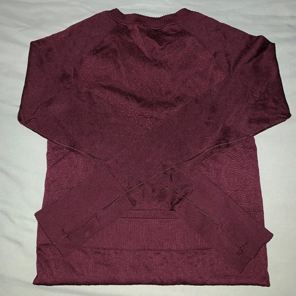 Lululemon Athletic Top - Picture 2 of 2